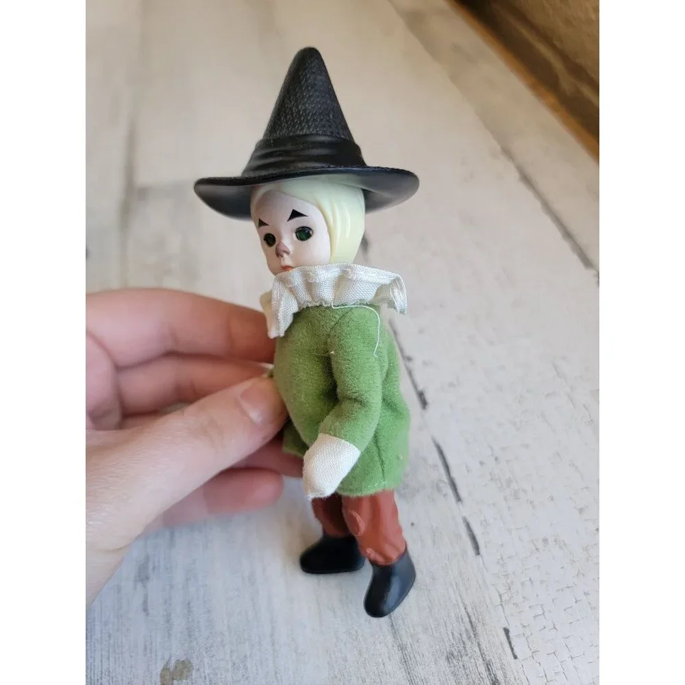 McDonald's vintage Madame Alexander Wizard of Oz scarecrow toy‎